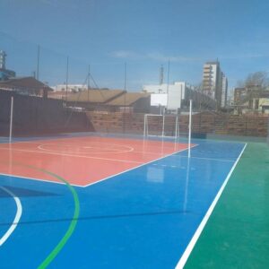 Aplicação de Tinta Polythane piso em quadra de esportes